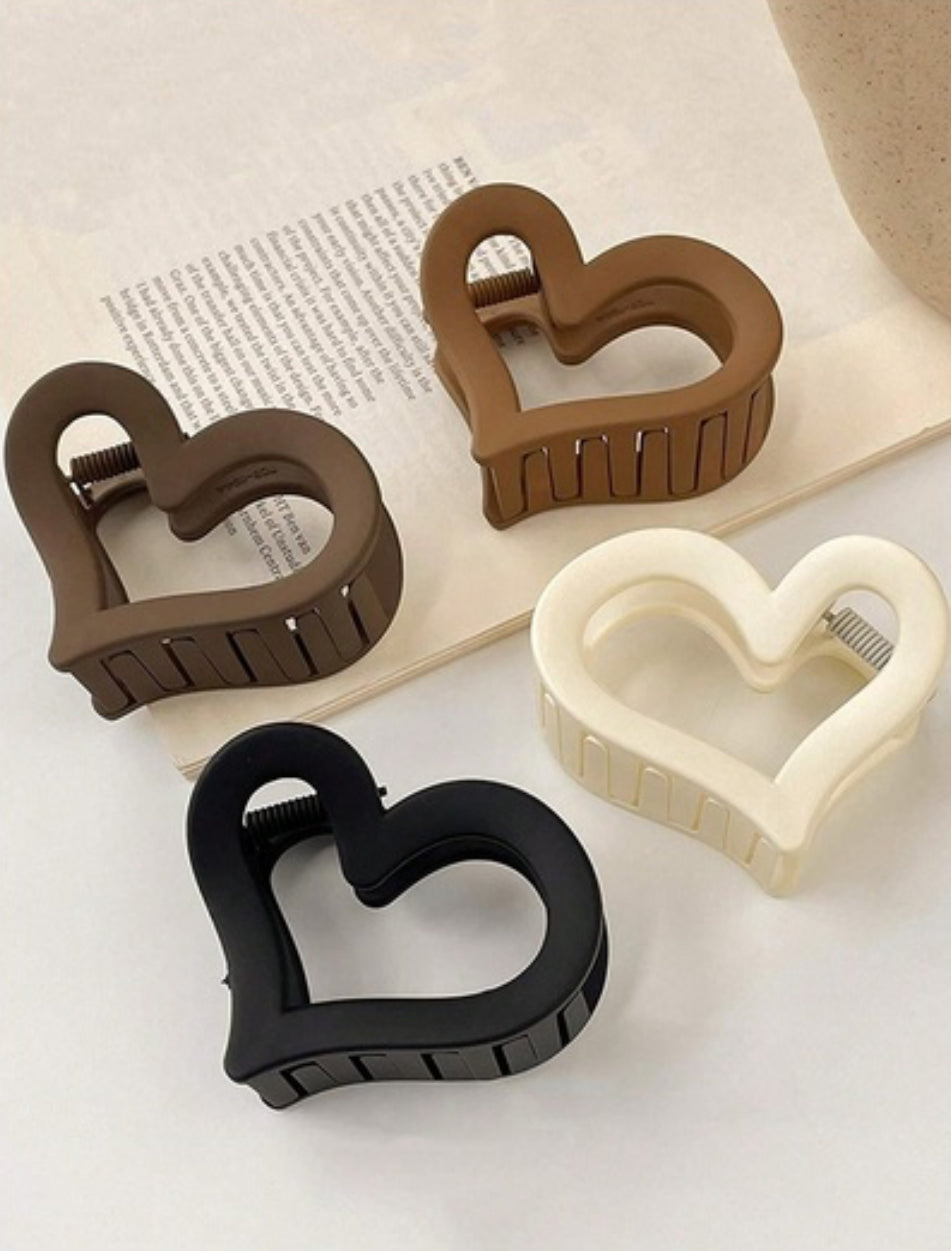 HEART DESIGN MATTE FINISH FASHION HAIR CLAW CLIPS