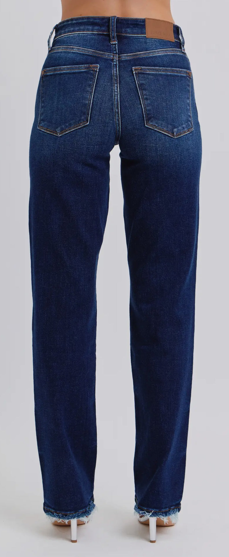 Judy Blue Sarah in the dark mid rise Jean